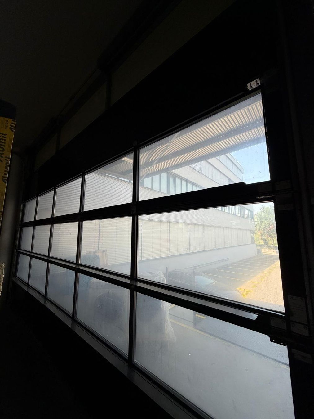 Altro Materiale elettrico: Industrie - Sektionaltor mit Verglasung – Usato da Cham venduto da xchamx 4