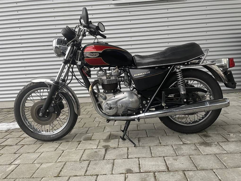 Strada: Triumph 750 Bonneville – Usato da Unterägeri venduto da BSA_A65