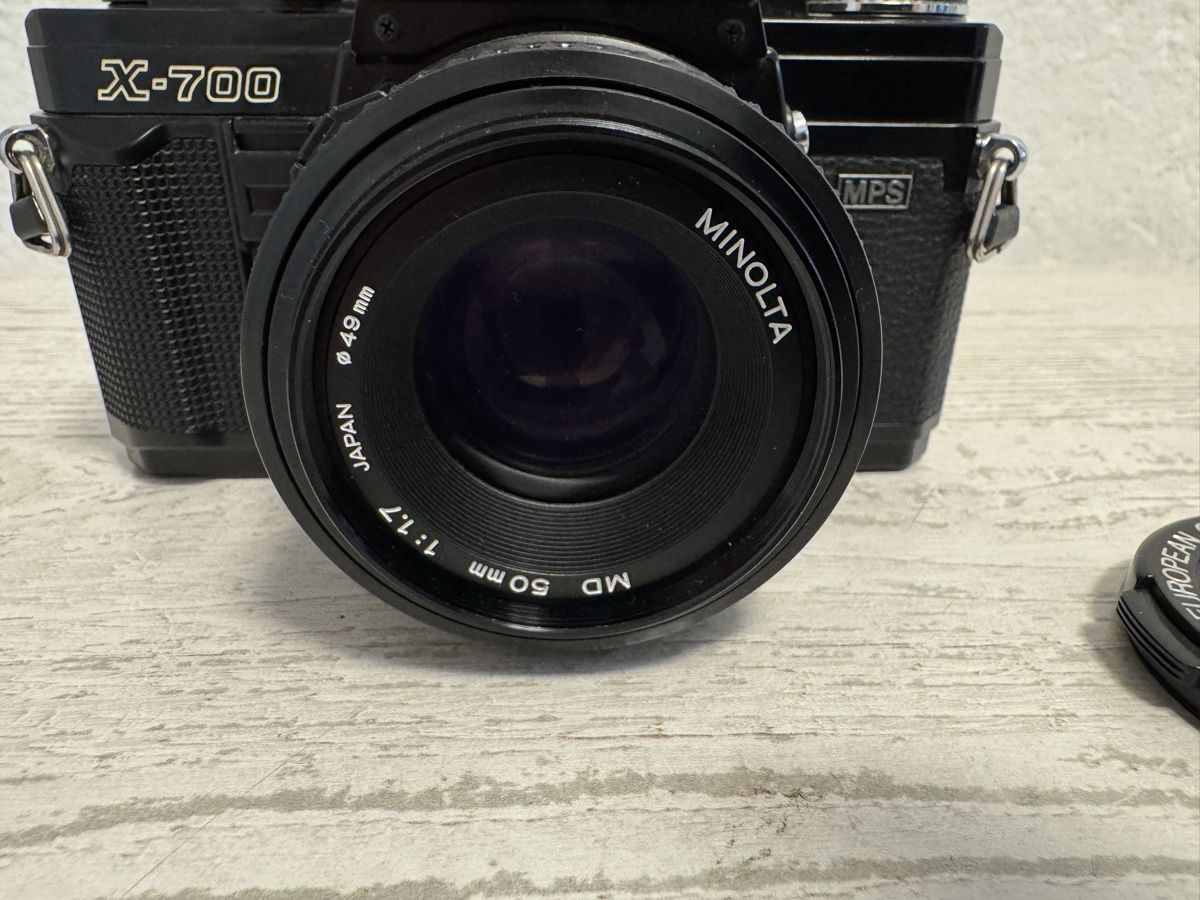 Minolta Fotocamera: Minolta x-700 kamera – Usato da Zunzgen venduto da milesdavis76 1