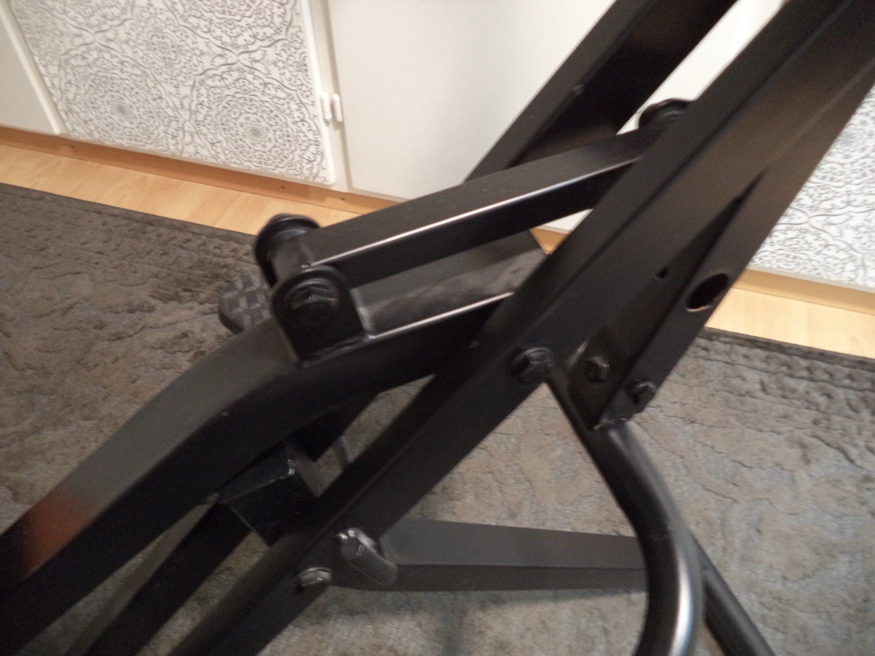 Hometrainer: CHRUNSCH Bauch/ Beine Trainer – Usato da Rieden AG venduto da Wirth03 3