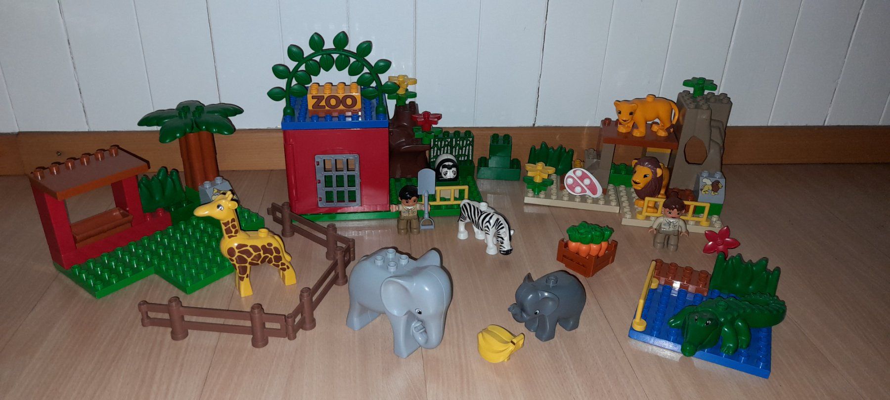 Lego Giocattoli: Lego Duplo Zoo 4968 – Usato da Wittenbach venduto da Gugielmo