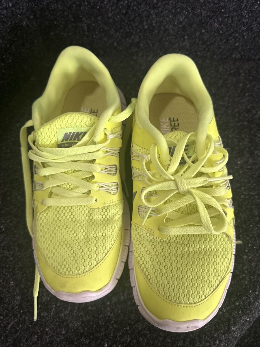 Nike Scarpe da uomo: Nike Free Runners - Neon Yellow - – Usato da Murgenthal venduto da mar_q2yf 2