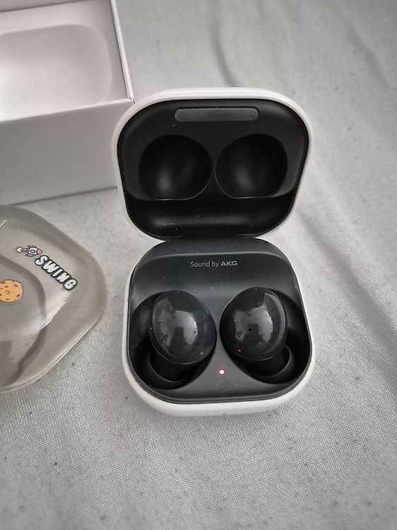 Samsung Galaxy Buds 2 3