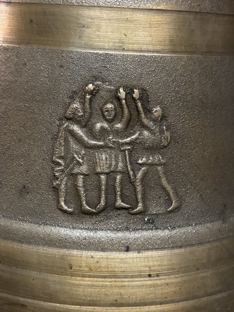 Glocken & Treicheln: Glocke – Defekt aus Eigenthal von Khuk 2