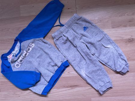 Jogginganzug von Adidas,grau-blau, Gr. 86