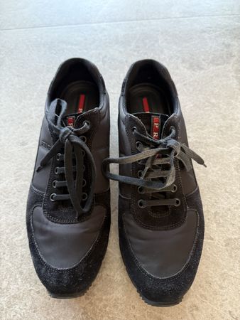 Prada sneakers size 42
