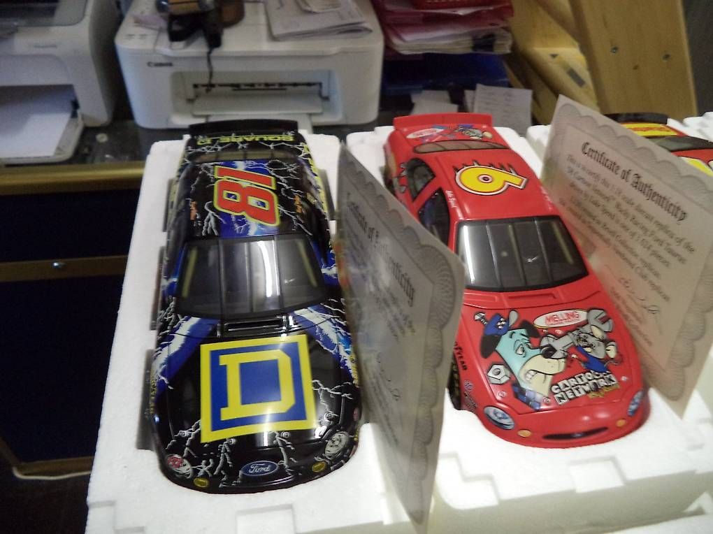 Nascar Modellini d'auto: Limitted Nascars 1:18 absolut rar – Nuovo e nell'imballaggio originale da Rieden AG venduto da Wirth03 1