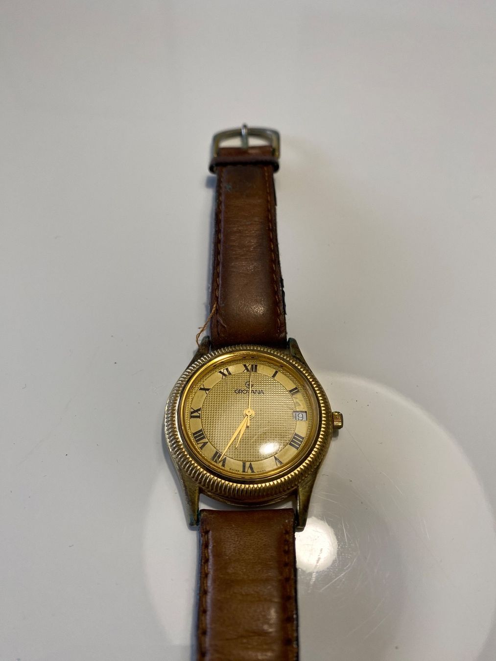 Uhren: Montre Grovana avec Date – Gebraucht aus Bottens von 2Lens