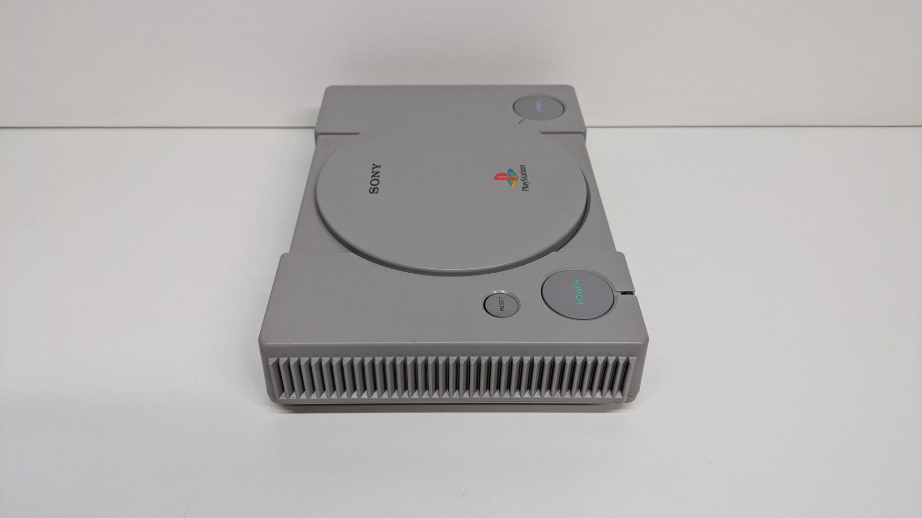 Sony Console: Gepflegte PlayStation 1 mit 2 Controller und 5 Games – Usato da Menziken venduto da mame18 6