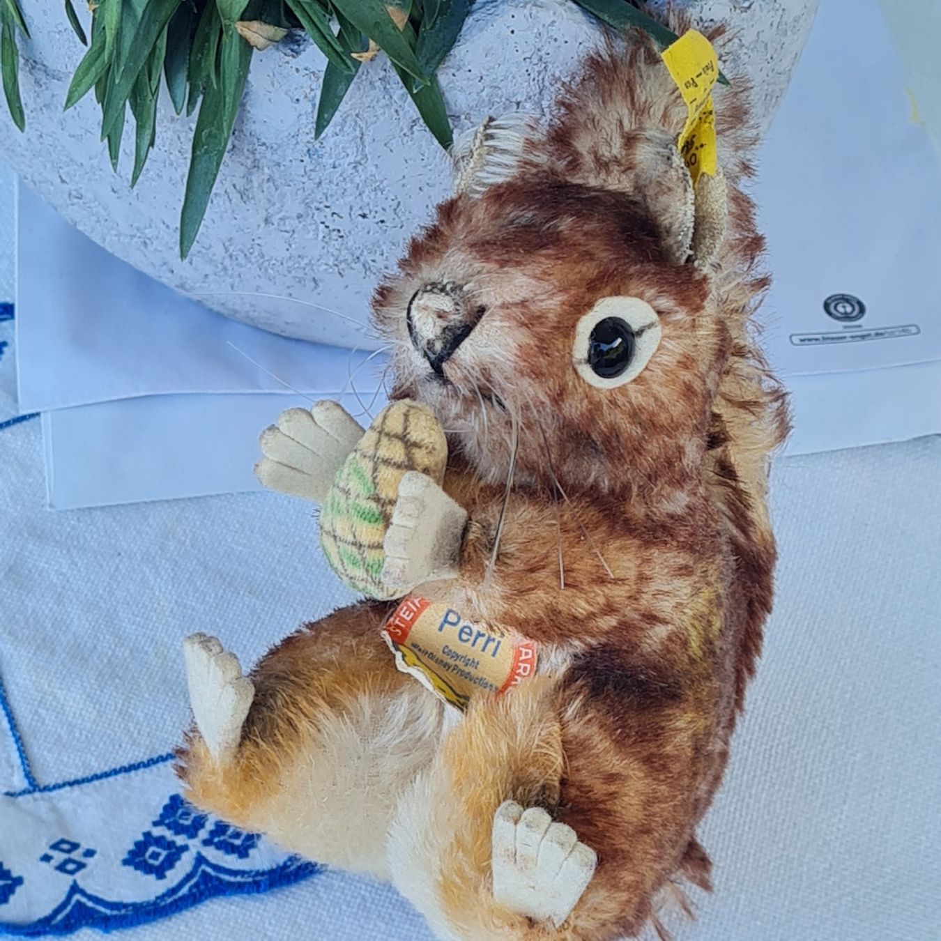 Steiff Giocattoli: STEIFF ...EICHHÖRNCHEN PERRYMIT SEINER NUSS – Usato da Siebnen venduto da annigannig 2