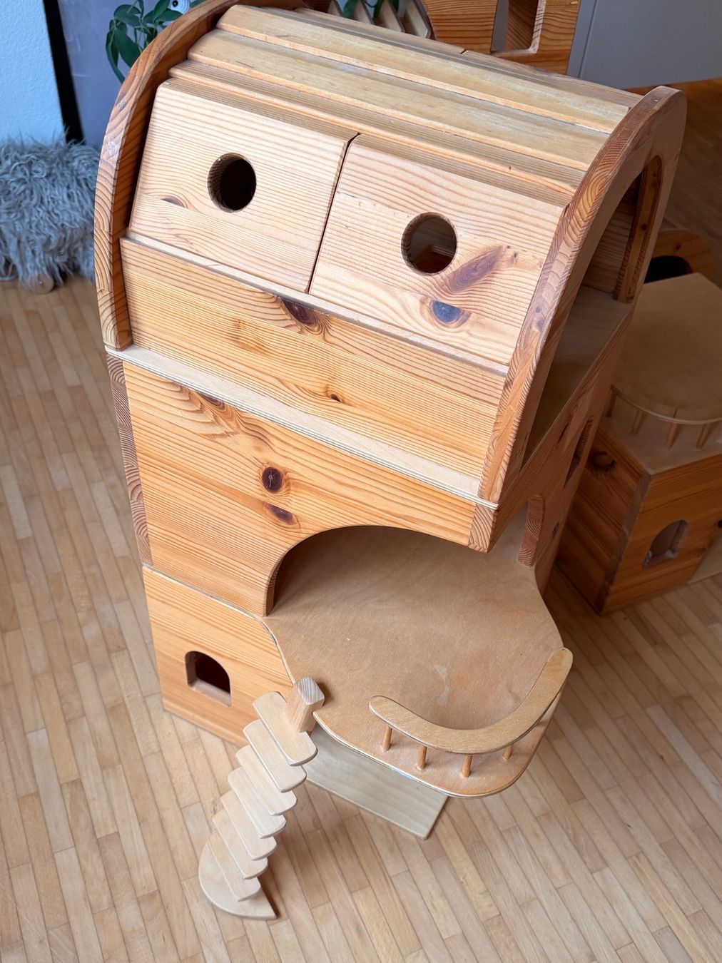 Case e mobili per bambole: Super Puppenhaus Elemente – Usato da Rümlang venduto da Stekamo 3