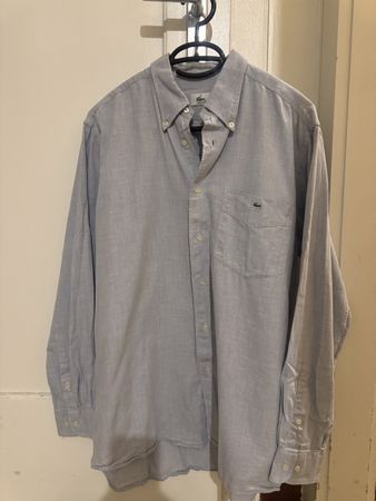 Chemise Lacoste bleu clair taille 40 état d'usage