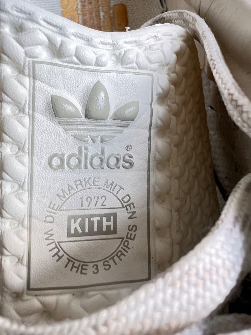 Adidas Herrenschuhe: adidas × Kith Samba "Classics Program - Cloud White" Sneaker – Neu (gemäss Beschreibung) aus Lausanne von NYC67 7