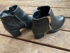 Scarpe da donna: chice , schwarze stieflette gr. 39 mit absatz – Usato da Schwarzenberg LU venduto da kindler007 3
