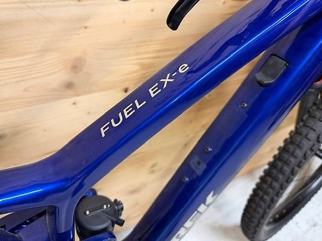 Trek Biciclette: FUEL EXe 9.5 E-MTB Fully / hex blue / XL – Usato da Balsthal venduto da Scapin4045 1