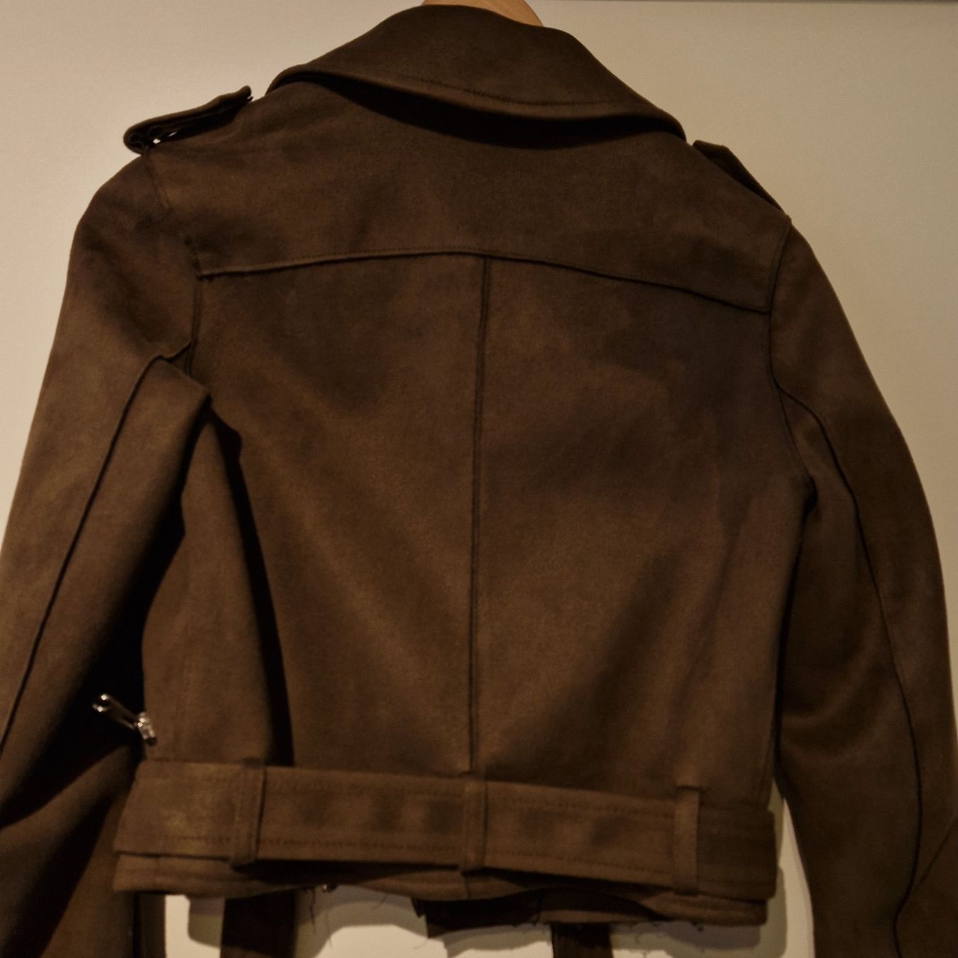 Zara Lots de vêtements: 2 Jacken Bikerstyle, XS – D'occasion à Gränichen par sunchi07 4