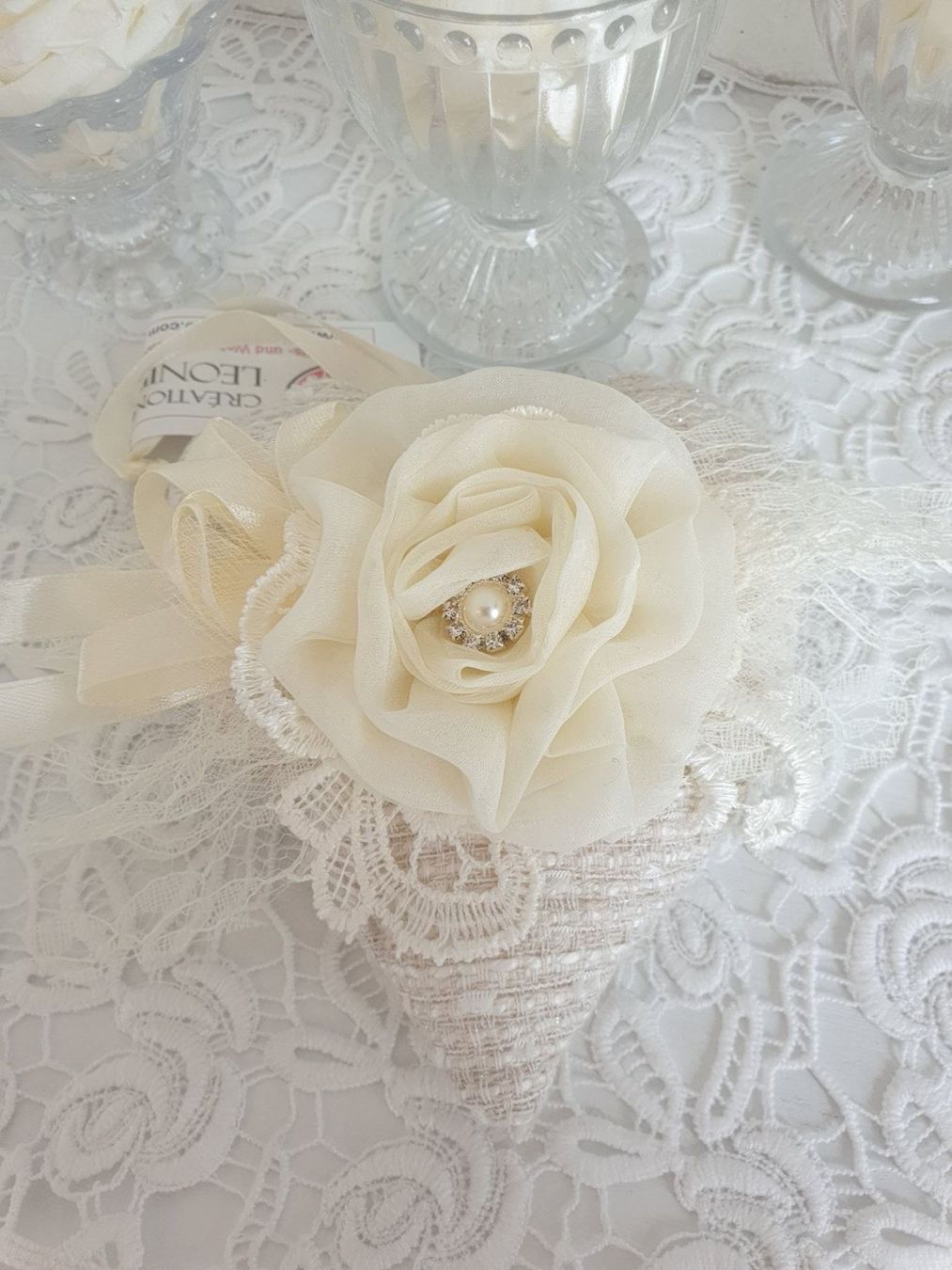 Tutte le decorazioni: Geschenk Herz Shabby Chic Vintage Spitze Muttertag Liebe – Nuovo e nell'imballaggio originale da Gossau ZH venduto da Goes05