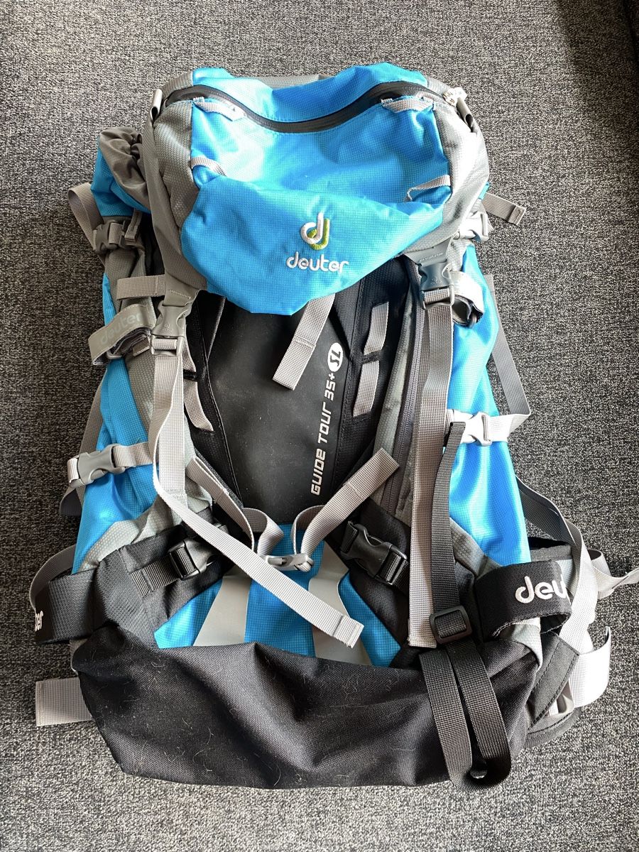 Deuter Zaini: Deuter Rucksack 35+ – Nuovo (secondo la descrizione) da Zimmerwald venduto da Holzdata1