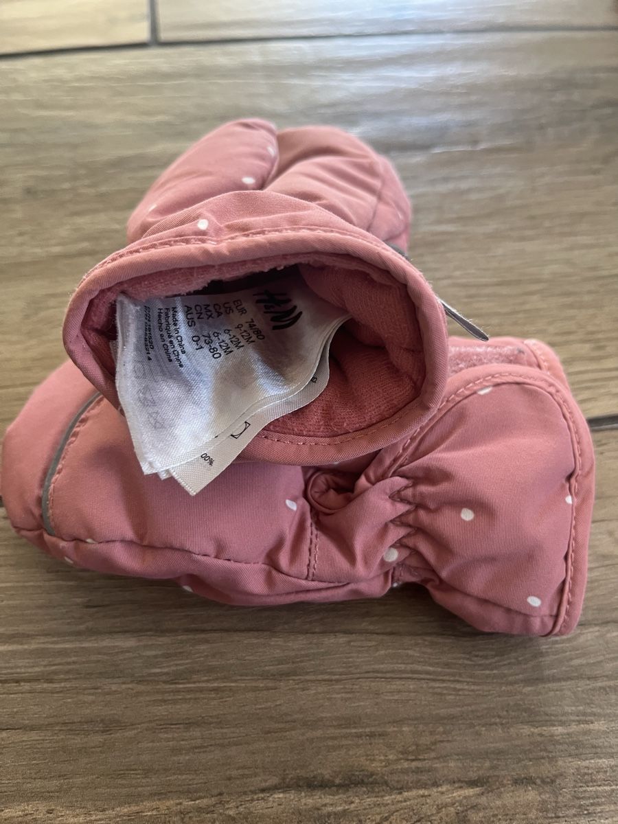 Kinderhandschuhe: H&M Winter Fäustlinge, Grösse 9-12M,  – Gebraucht aus Wimmis von xenia_008 1