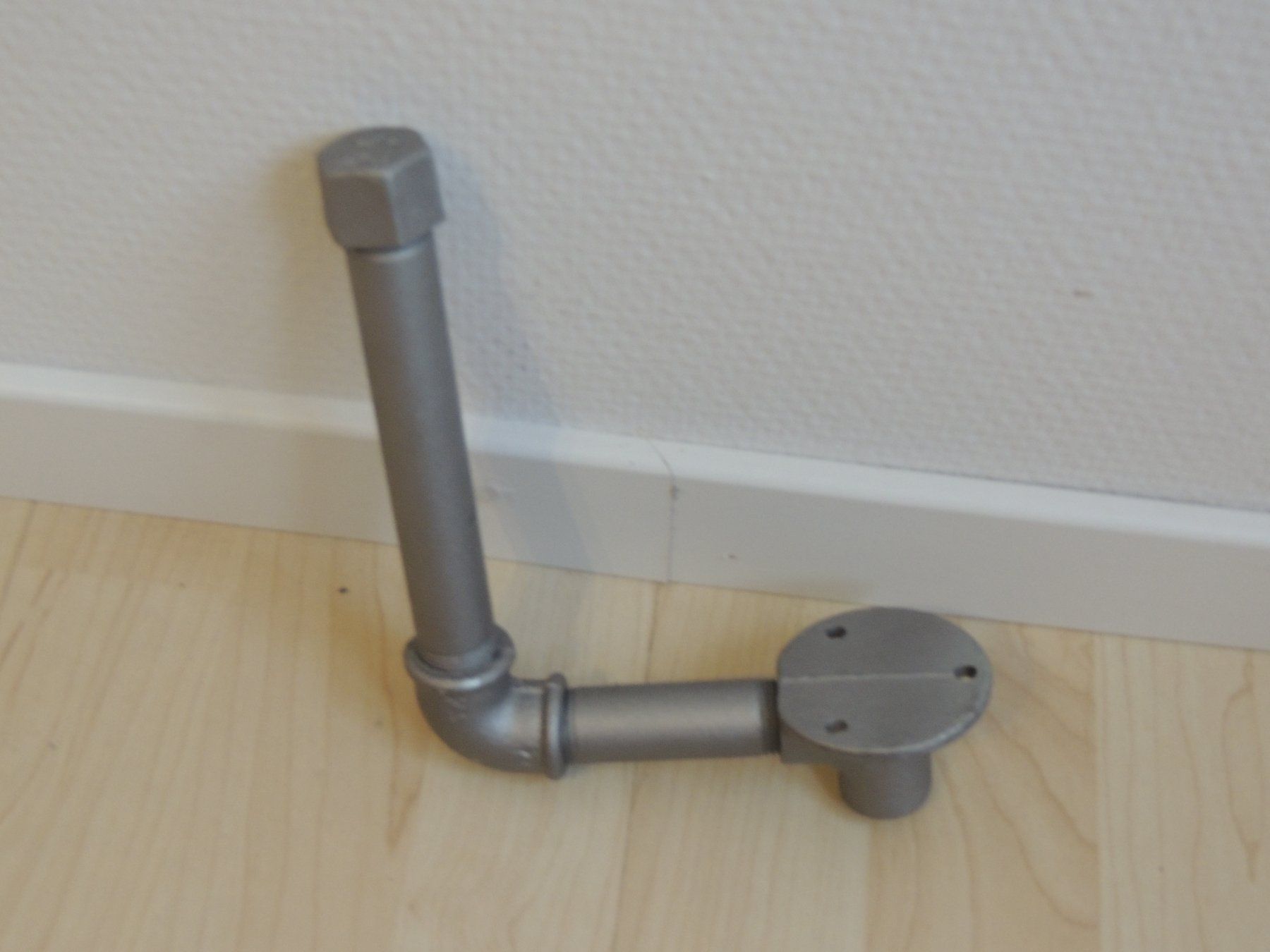 Articoli in legno: Altholz Balken Säule Eiche – Usato da Rickenbach b. Wil venduto da heinz5 8