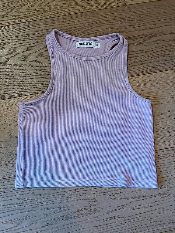 Tops: Crop top rose – D'occasion à Champagne par Marie2108