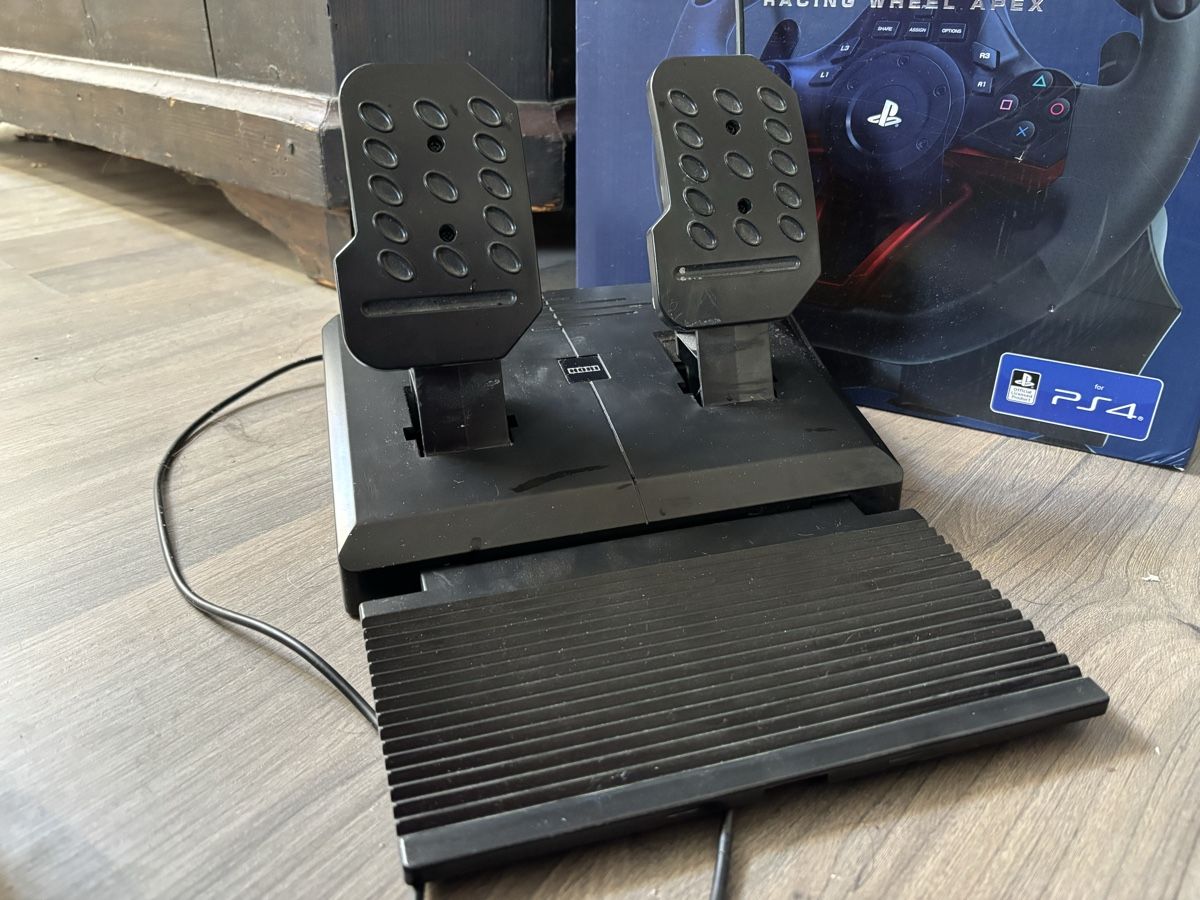 Controller: Volant sans fil PS4-PC – Nuovo (secondo la descrizione) da Le locle venduto da cla_nv8m 5
