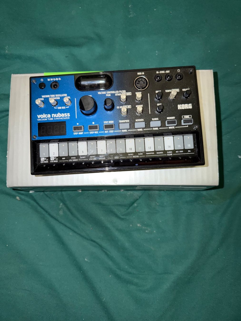 Korg Strumenti musicali: Korg Volca nubass – Usato da Hittnau venduto da Tristiano01 3