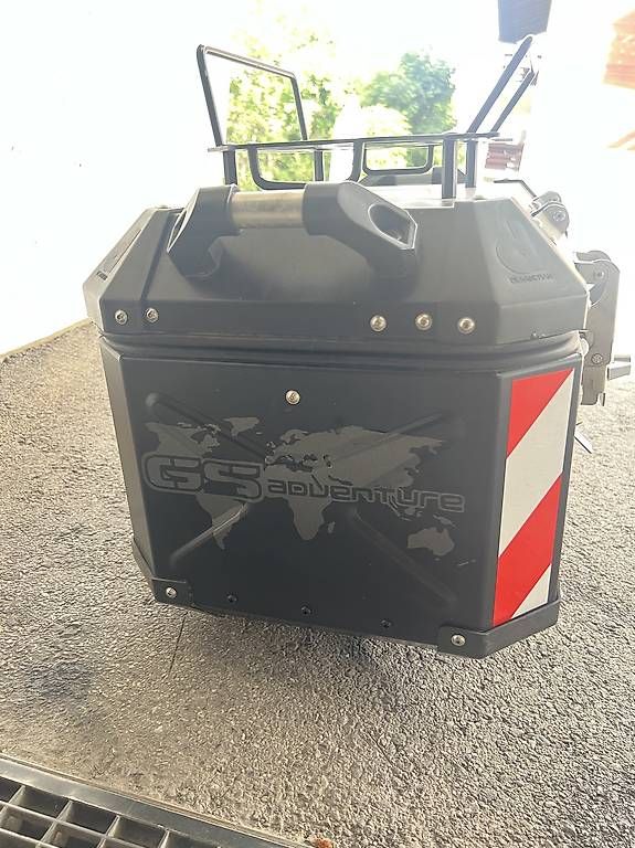 Topcase: Top case bmw gs – Gebraucht aus Crans-Montana von iva_q8qt 1