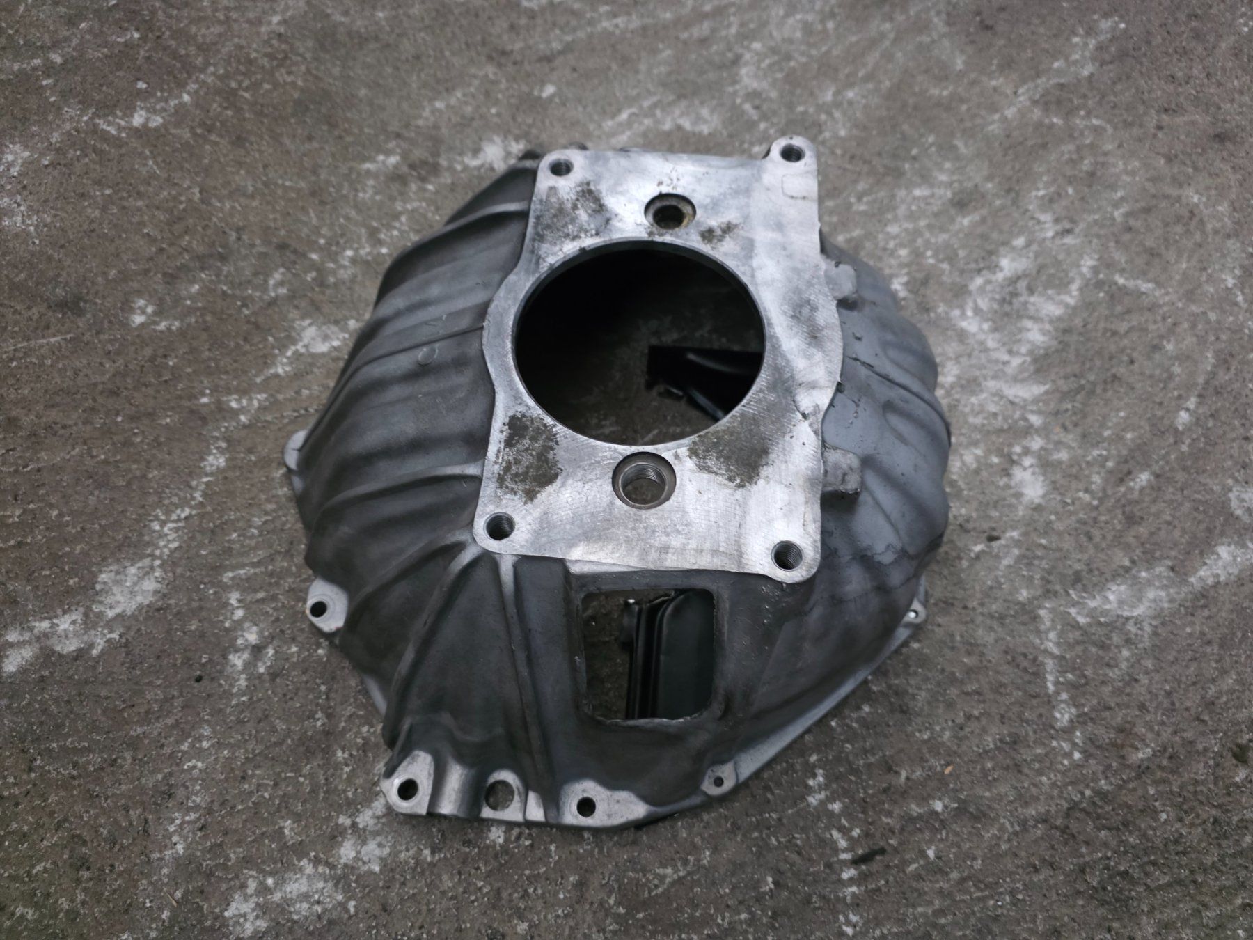 Chevrolet  Motori: Chevrolet Getribe Glocke 10 Zoll – Usato da Altendorf venduto da Heri6 2