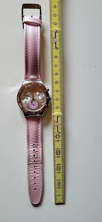 Swatch Uhren: Swatch Irony Chronograph Damen rosa Edelstahl – Gebraucht aus Duggingen von lot-of-fun