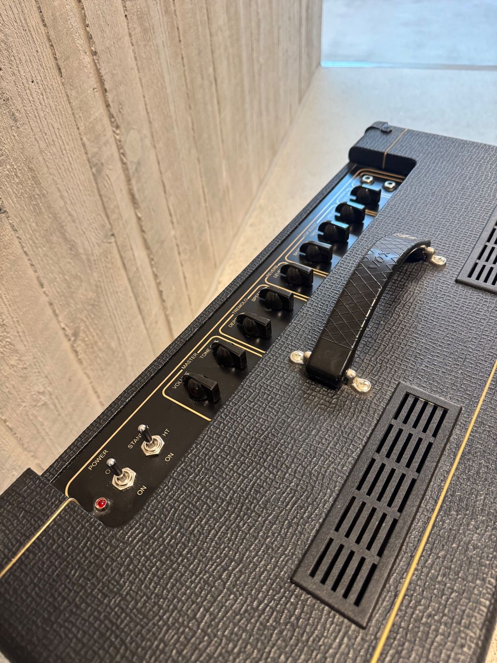 Vox Amplificatori: VOX AC15C1 Gitarrenverstärker – Usato da Meilen venduto da SimoKutlin46 7