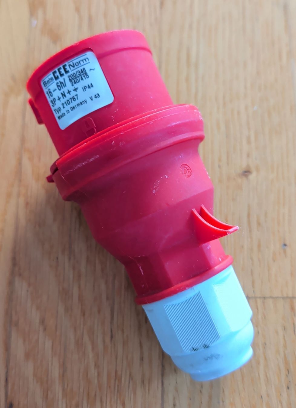 Spine: CEE-Norm Stecker 16A - Robuster Starkstromstecker, Rot – Usato da Igis venduto da figurati