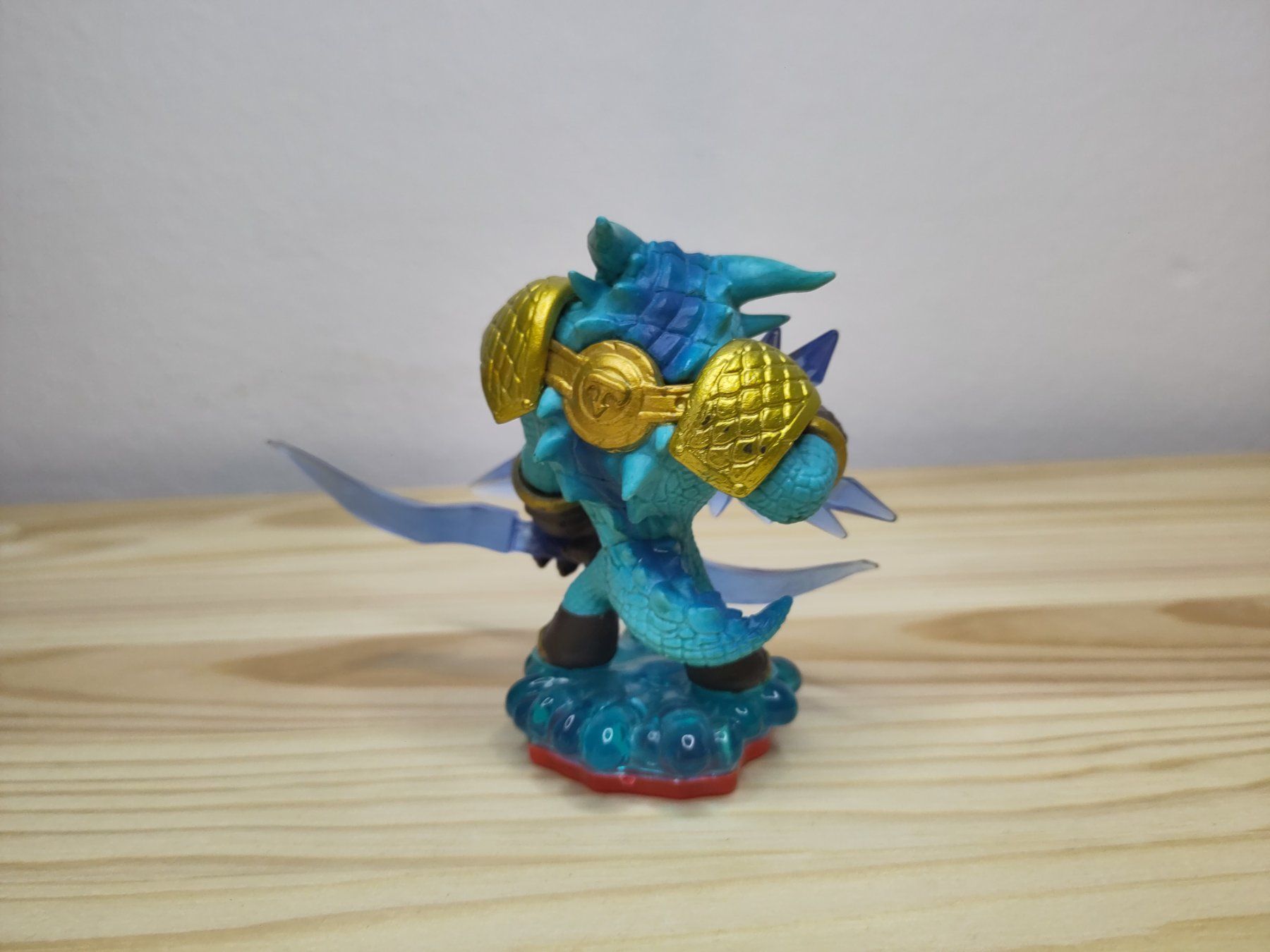 Statuette: Skylanders Figur - Trap Team : Snap Shot + 1x Wasser Trap – Usato da Zug venduto da RepTCG 2