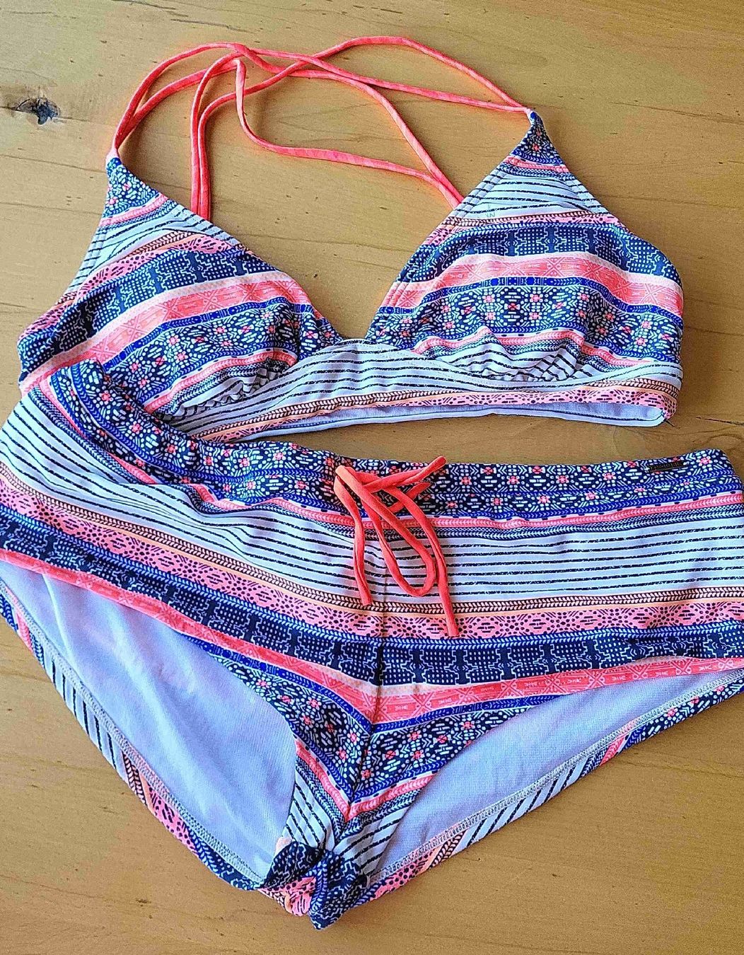 Costumi da bagno & Bikini: Bikini Set Damen Grösse 42 bunt – Usato da Wikon venduto da lin_qw8x