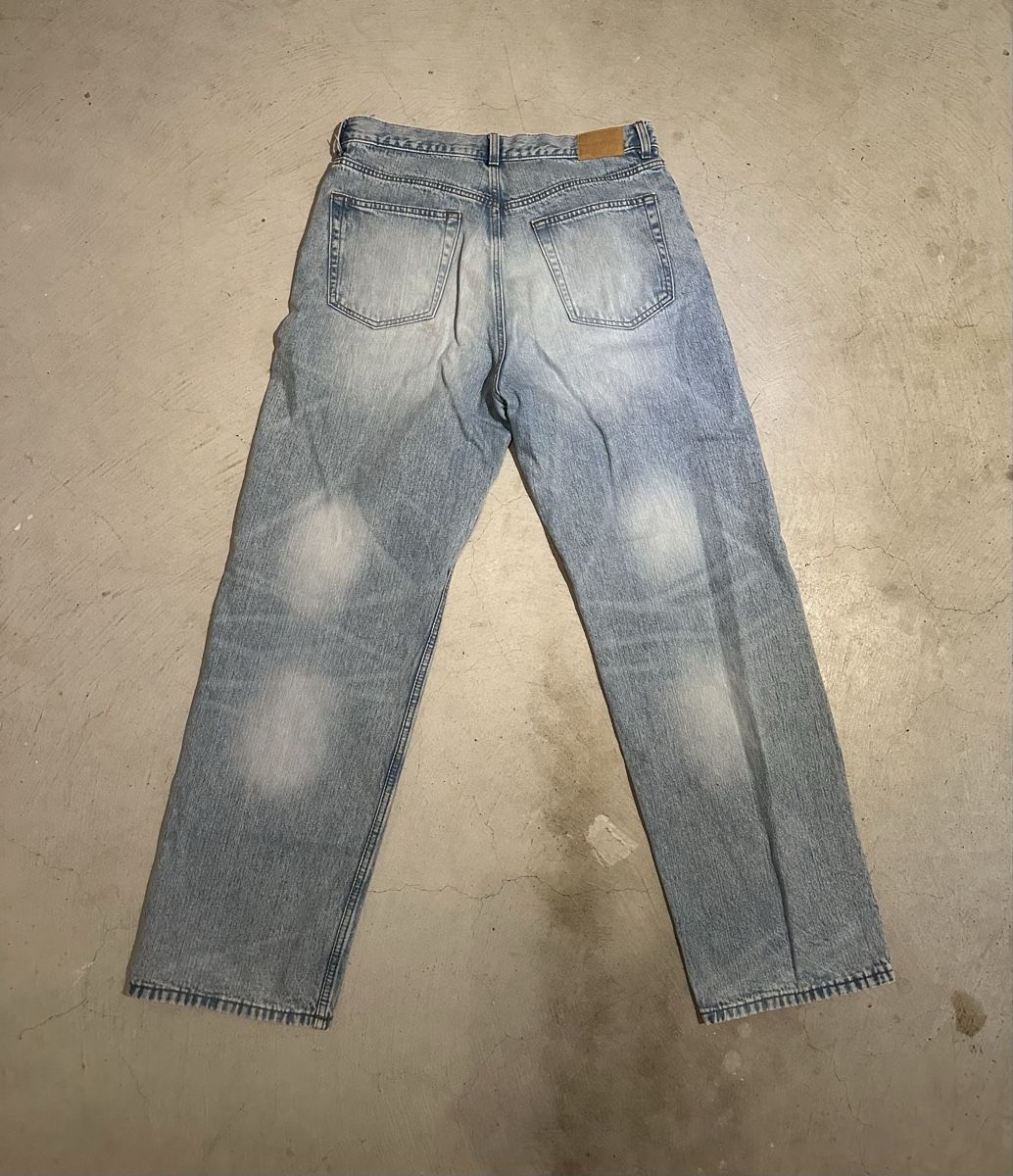 Weekday Jeans: Weekday Galaxy Loose Jeans ice blue 32 – Nuovo (secondo la descrizione) da Dättwil AG venduto da seung.kuk 1
