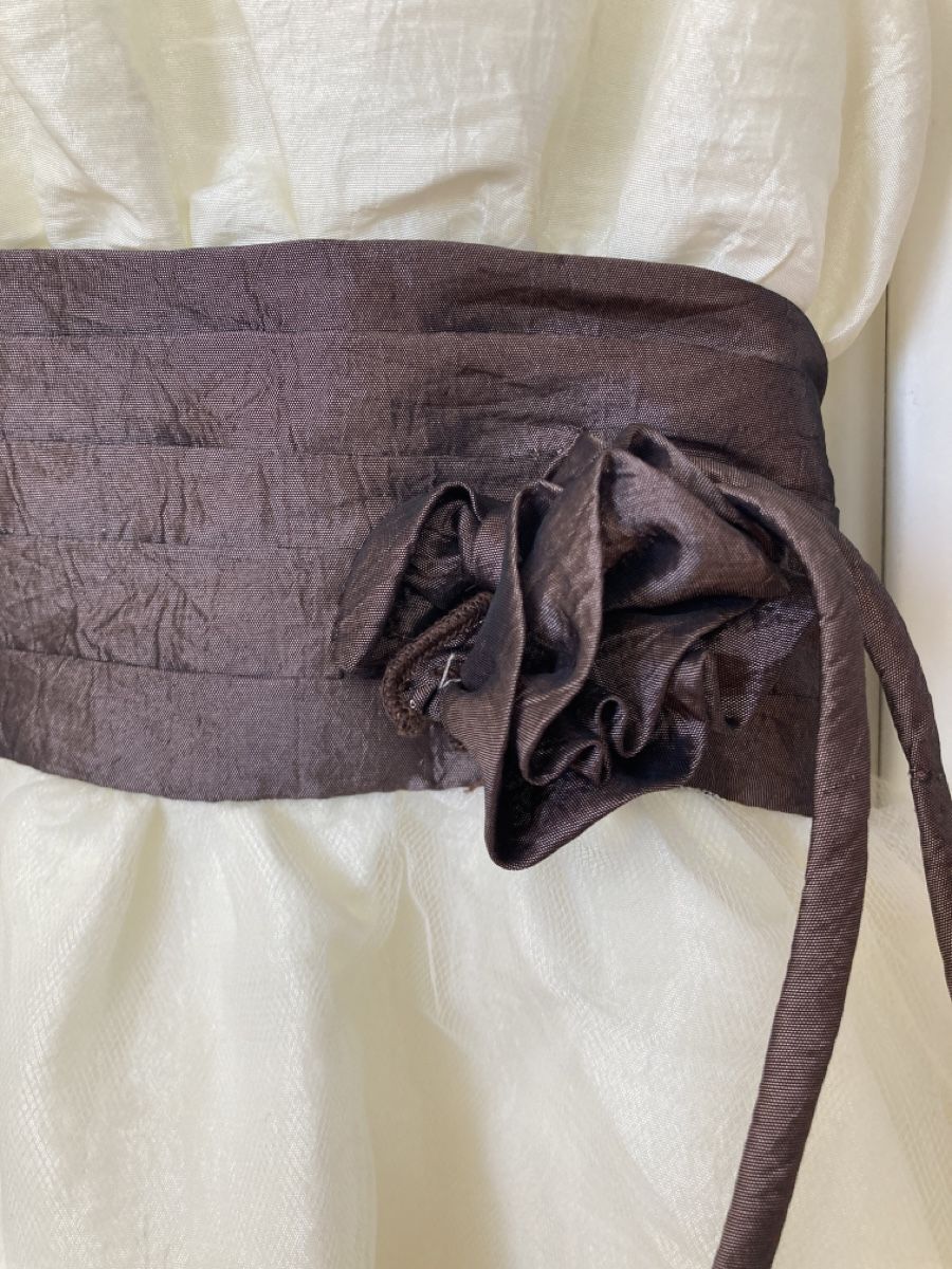Robes et jupes: Robe de cocktail – Neuf (Voir description) à Daillens par blancheneige4 1