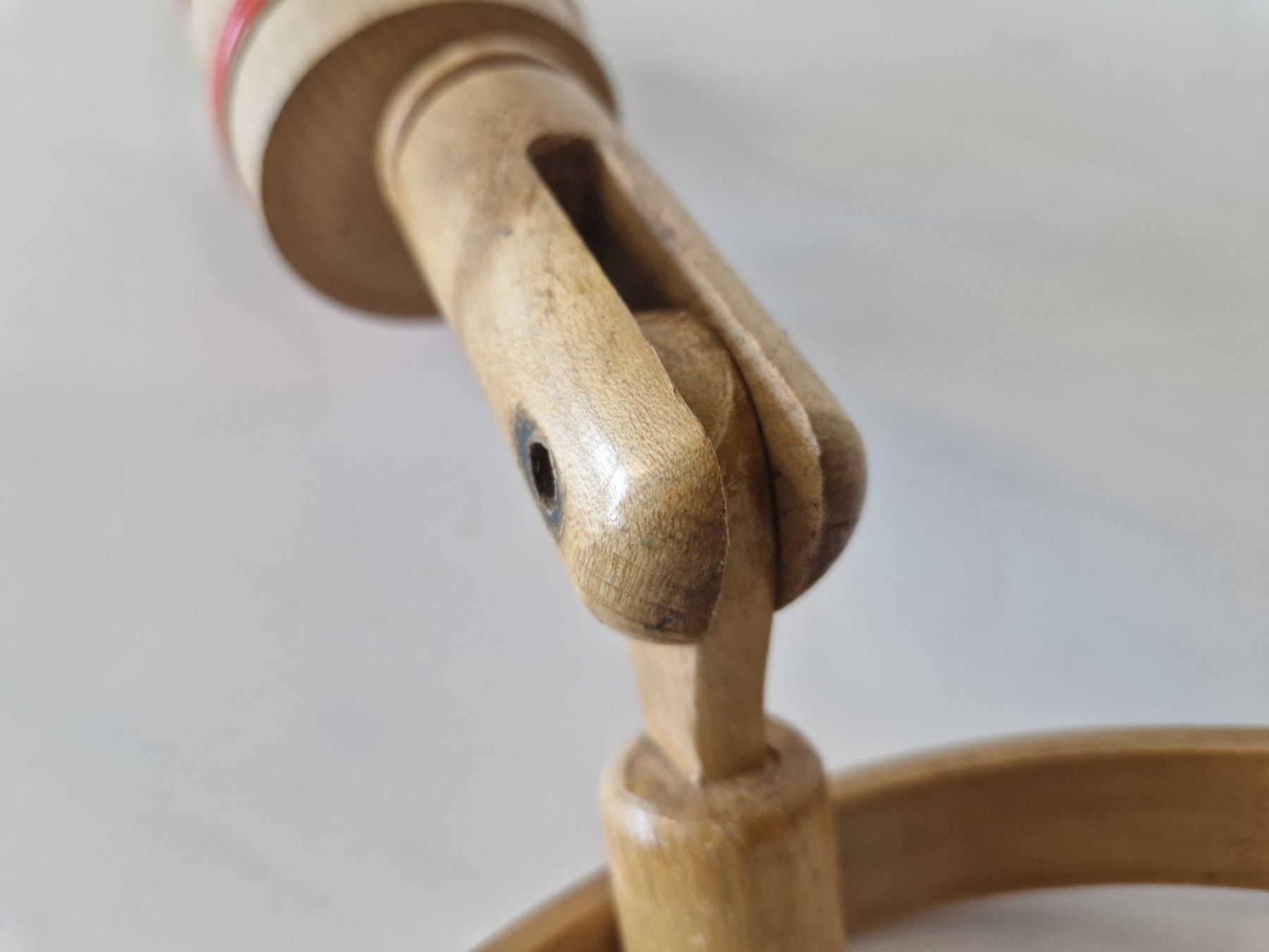 Cerchi da ricamo: VINTAGE Strickrahmen aus Holz – Usato da Muhen venduto da Restwert_Muhen 7