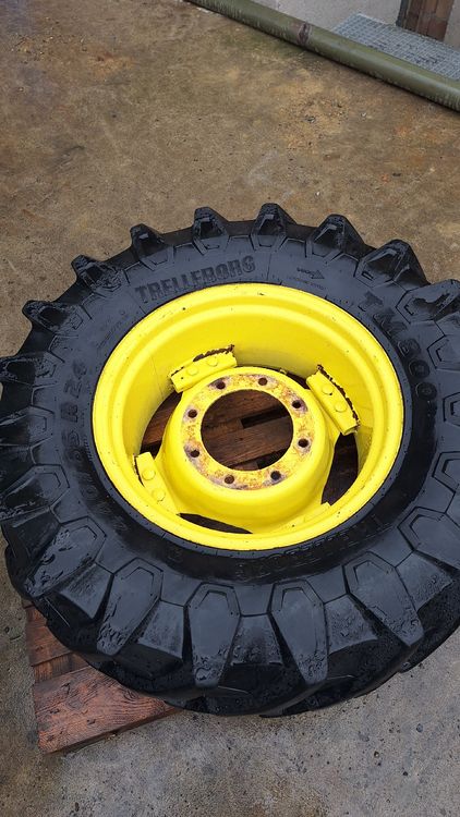 John Deere Rad (Gebraucht) in Rickenbach LU für CHF 3 – nur Abholung ...