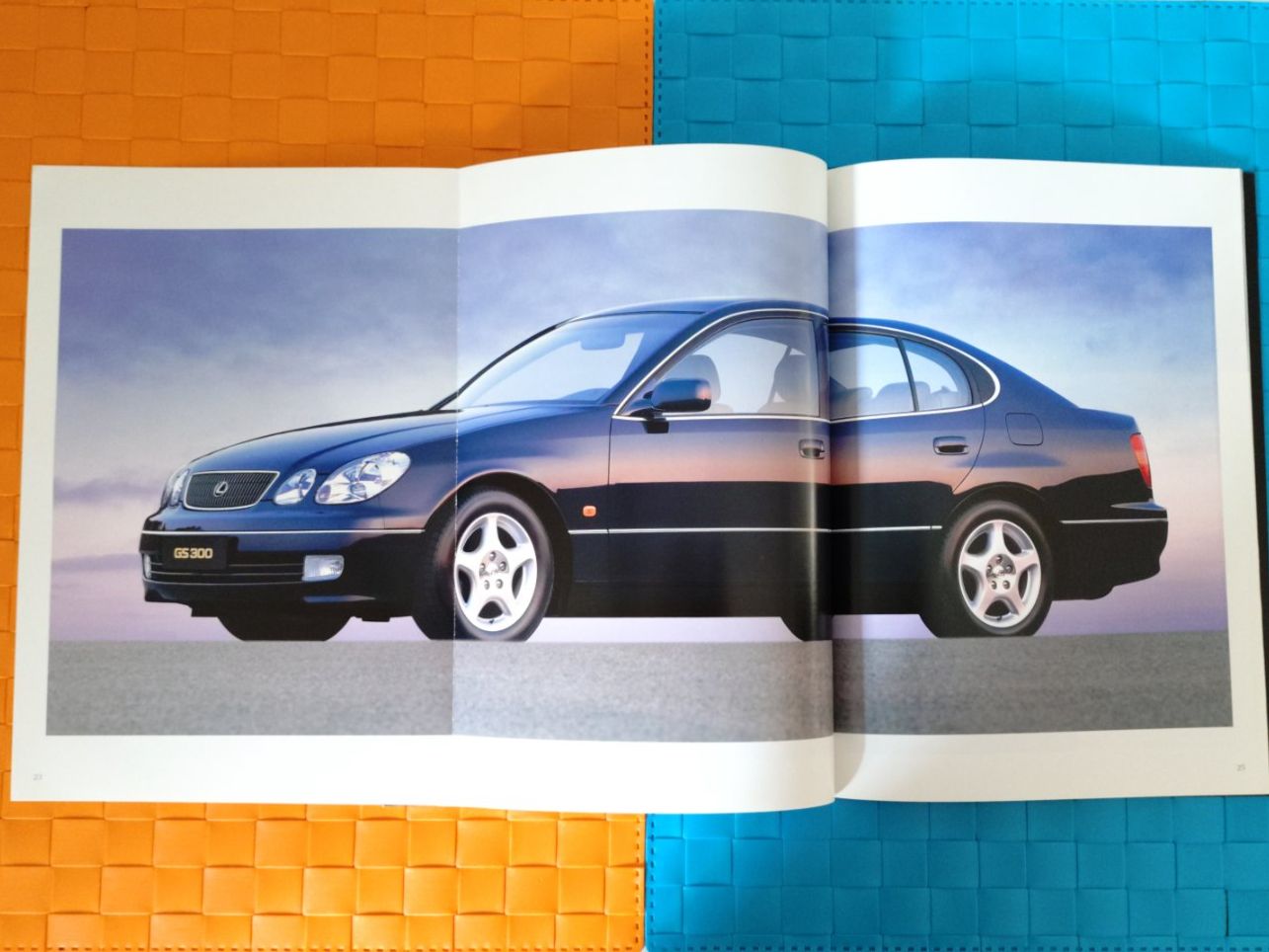 Riviste & Magazine: LEXUS GS300 - Prospekt / Katalog – Usato da Viganello venduto da CARLiteratur 8
