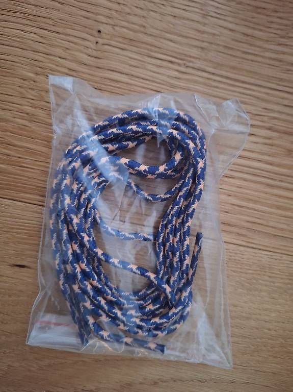 CMP Chaussures filles: CMP Trekkingschuhe / Turnschuhe - Grösse 31 - Wasserdicht – D'occasion à Belp par lol_7fcm 4