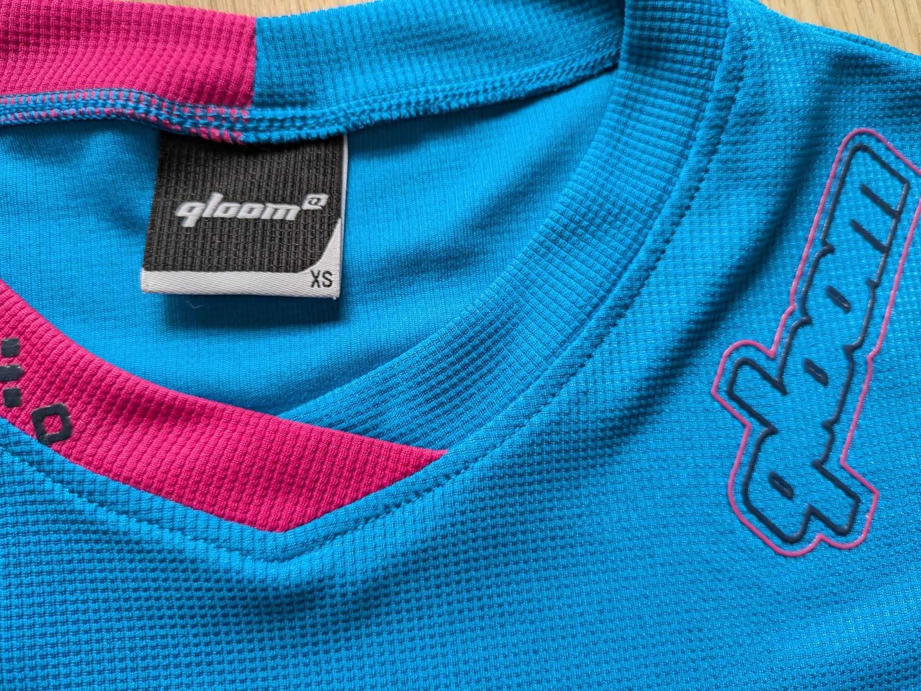 Leibchen & Hosen: Velo Trikot Qloom, XS – Gebraucht aus Ettingen von Gerbera99 1