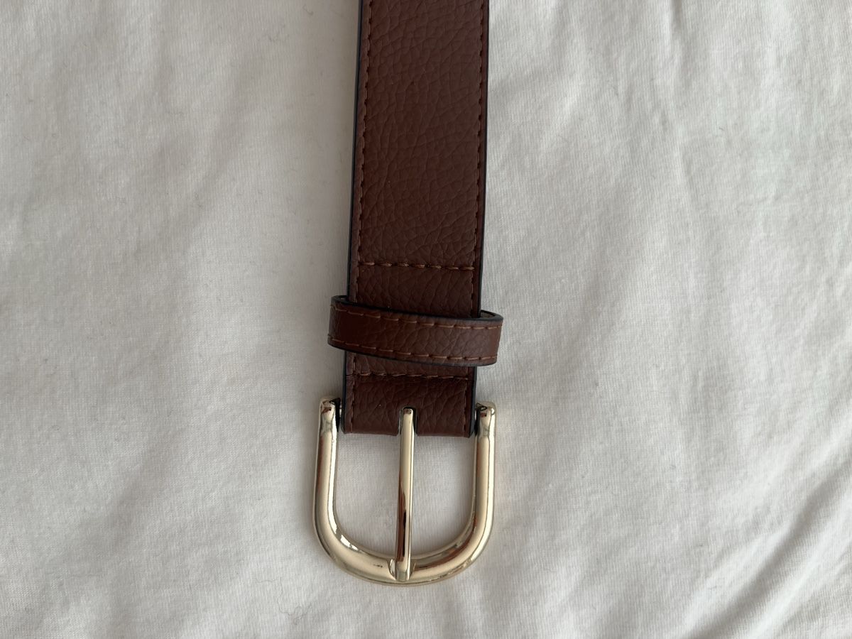 H&M Ceintures: Brauner Gurt, hellgoldene Schnalle – D'occasion à Sursee par abcdxyz 1