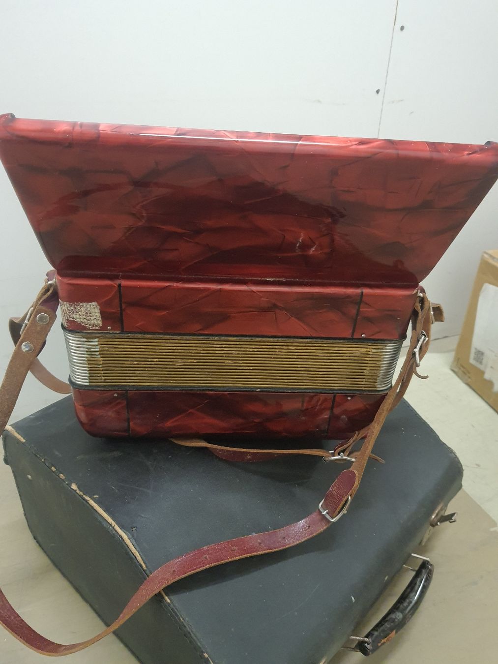 Hohner Strumenti musicali: accordéon hohner à piano – Usato da Pont-de-la-Morge venduto da Mirabelle0 5