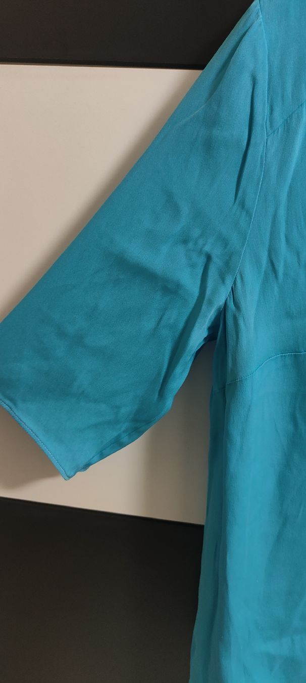 Hugo Boss Tops: Chemisier en soie Hugo Boss – Gebraucht aus Biel/Bienne von notfun 2