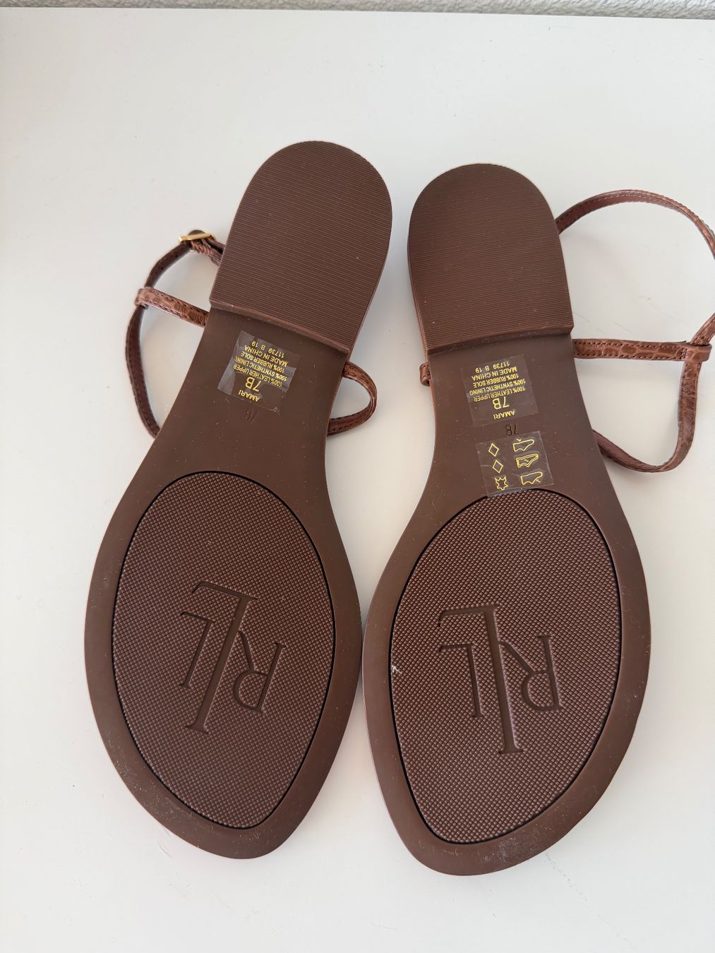 Ralph Lauren Schuhe für Mädchen: Lauren Ralph Lauren Sandals – Gebraucht aus Wallisellen von Selin_Achermann 1