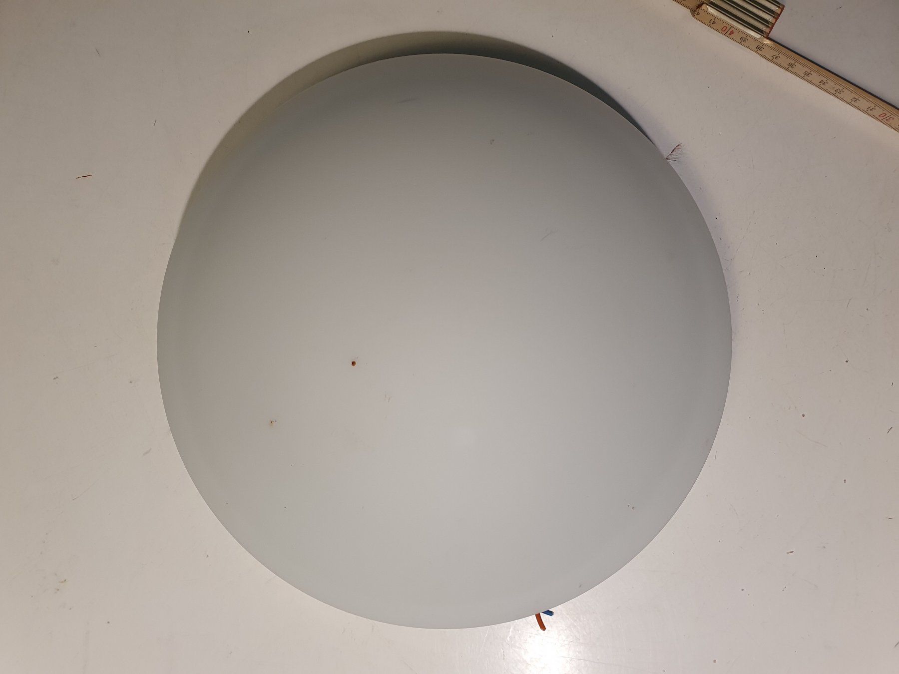 Paralumi: Wandlampe Milchglas wess 29 cm Durchmesser – Usato da Zürich venduto da loosebone 2