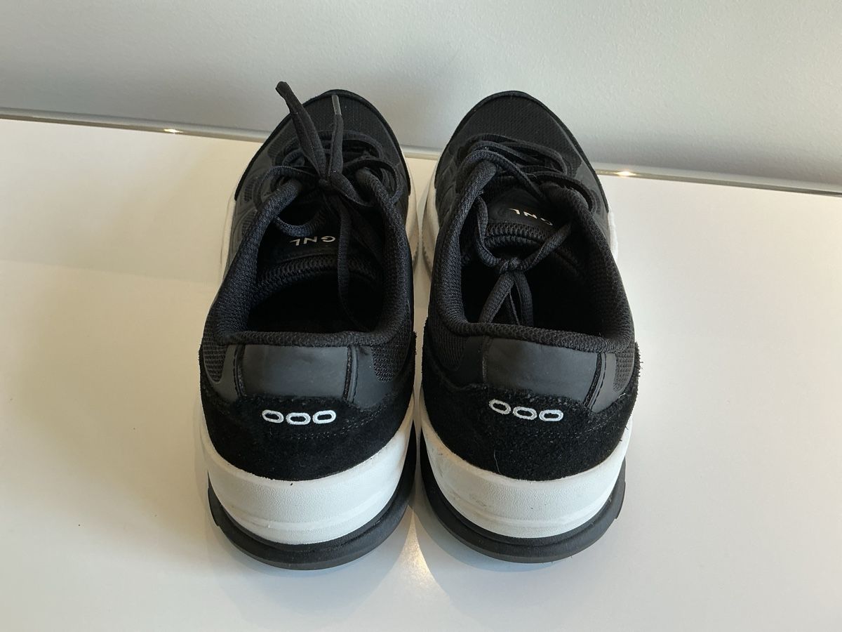 Chaussures femmes: Sneaker von GNL – D'occasion à Zürich par lukasg.meier 3