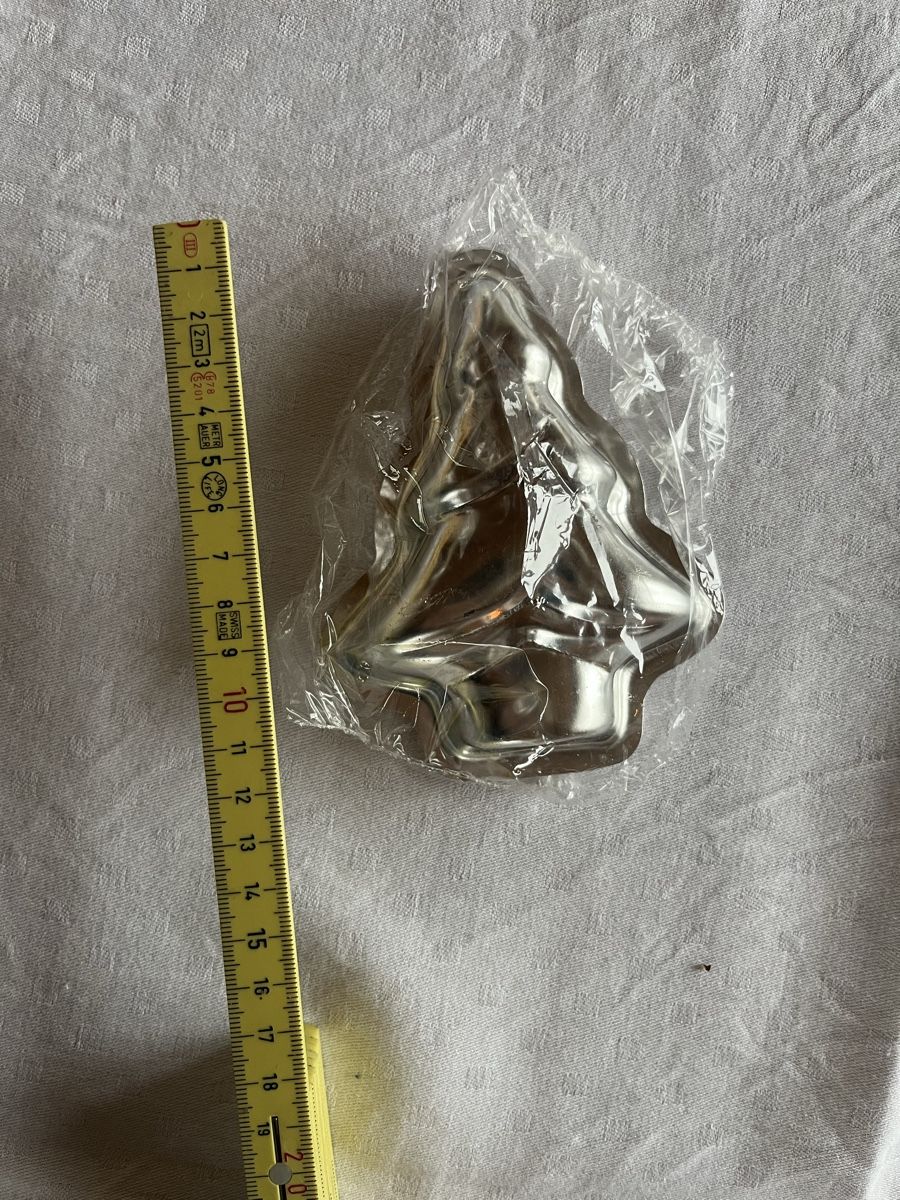 Backformen: Weihnachtsbaum Backform Guetzliform, Neu in OVP – Neu und originalverpackt aus Ins von Baj