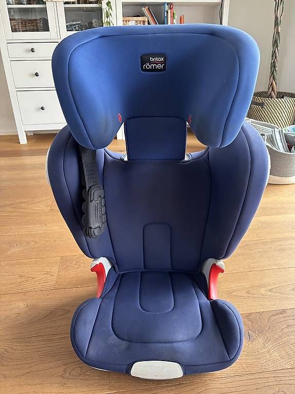 Britax Römer Seggiolini per auto: Britax Römer Kindersitz – Usato da Detligen venduto da Ischteli