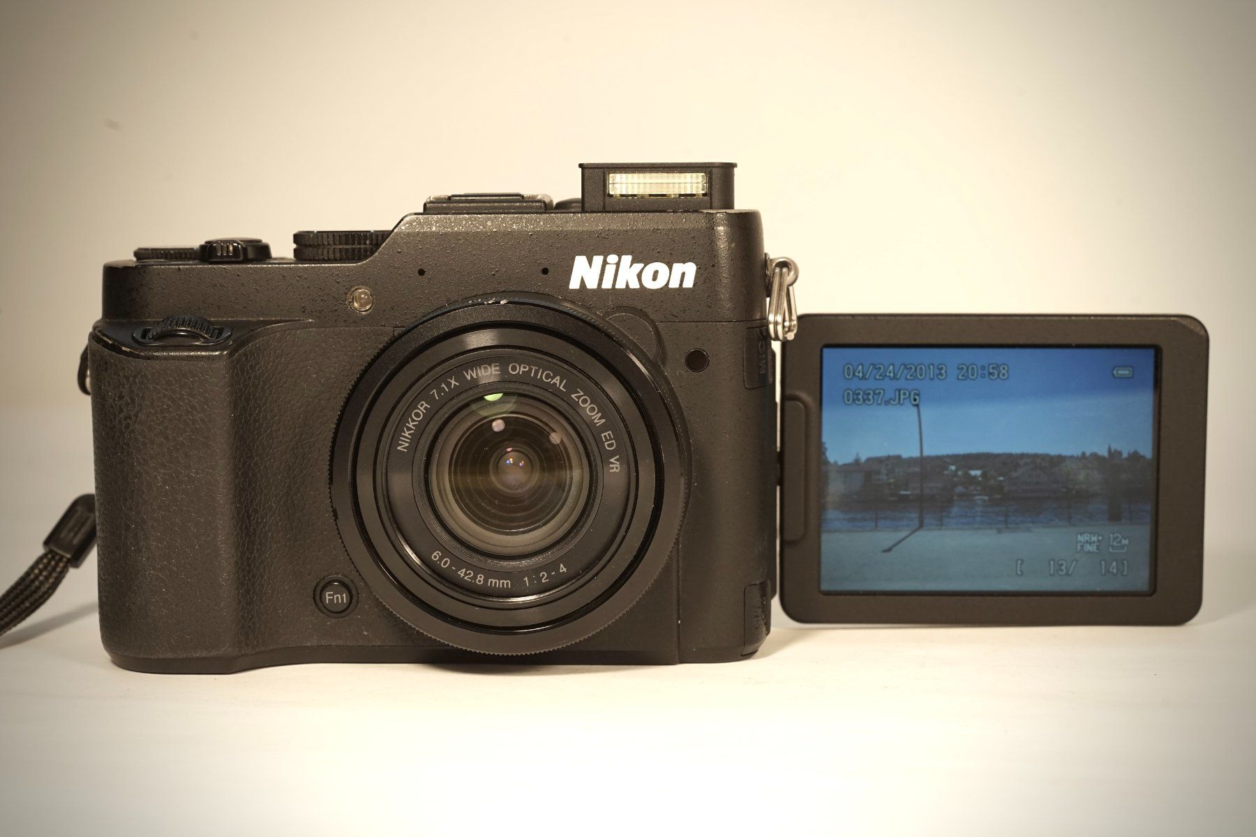 Nikon Fotocamera: Nikon Coolpix P7800, Bitte erst lesen – Usato da Frauenfeld venduto da Camel16